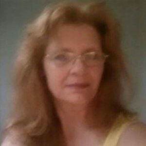 Meet your Posher, Roxanne